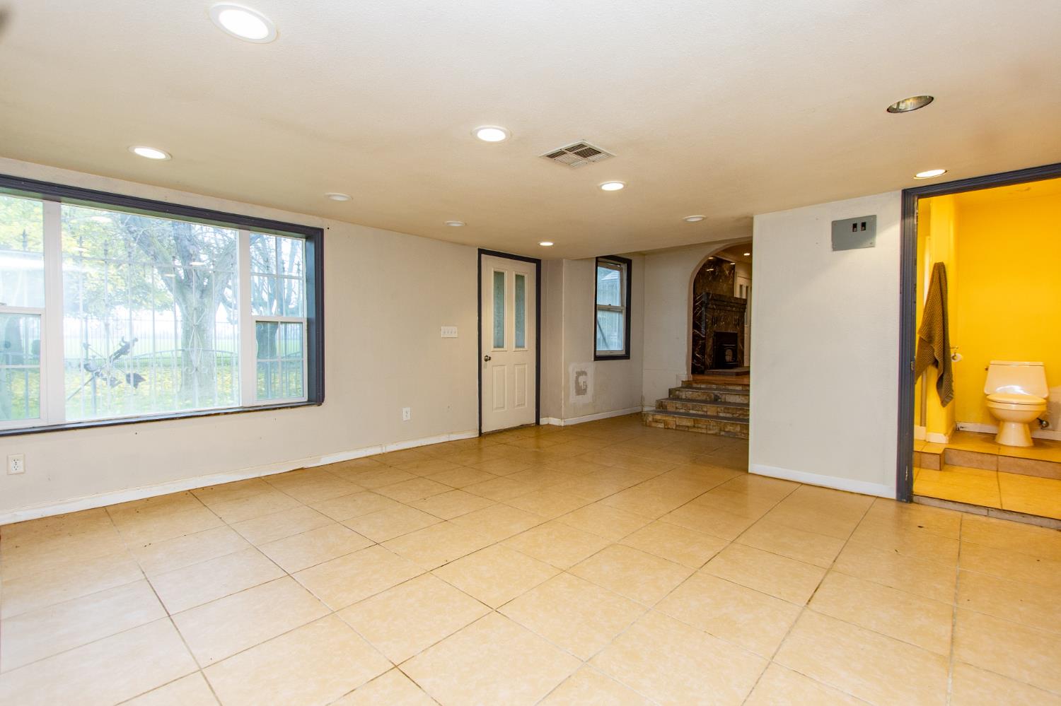 4342 Vassar Avenue Merced, CA 95341 - Photo 10 of 56