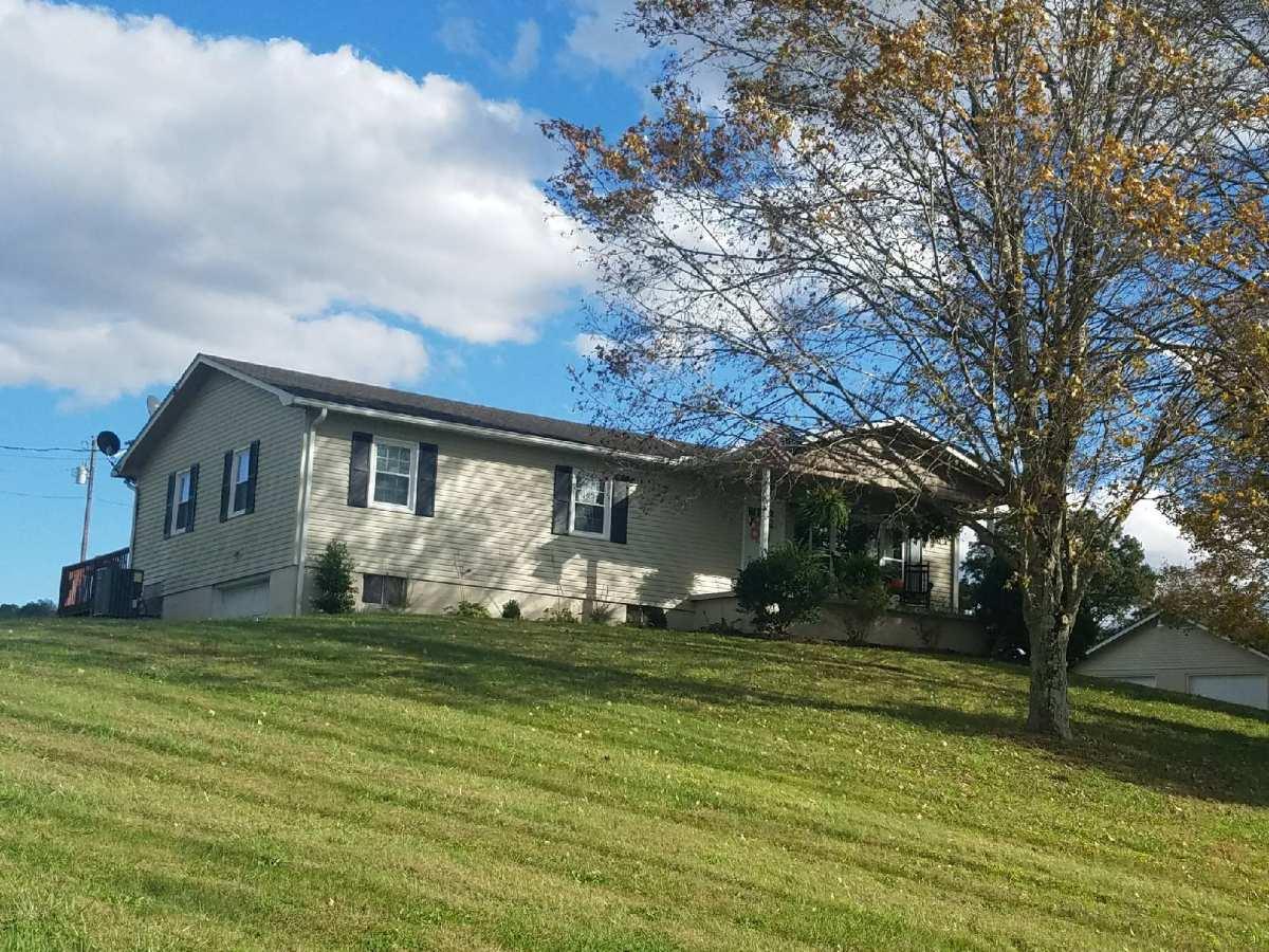 1344 Davis Chapel Road La Follette, TN 37766 - Photo 2 of 28 1344 davis chapel 3