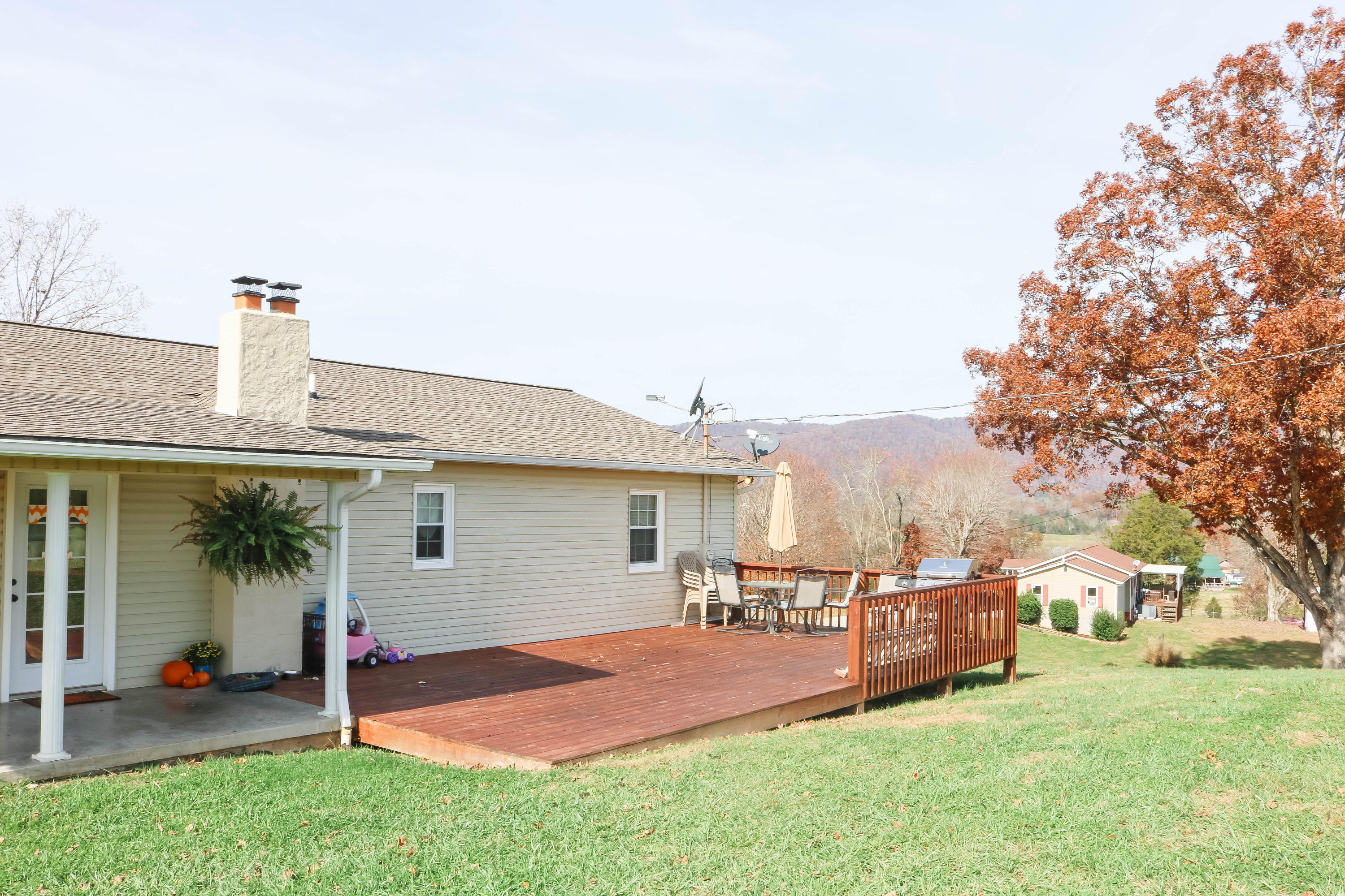 1344 Davis Chapel Road La Follette, TN 37766 - Photo 6 of 28 IMG_4590