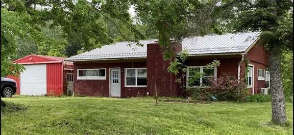 $119,900 | 9137 North Sunnyside Drive, Linesville, PA 16424