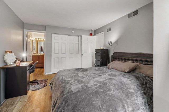 3255 Kirchoff Road, Unit 203 Rolling Meadows, IL 60008 - Photo 7 of 18 Gallery Image 7