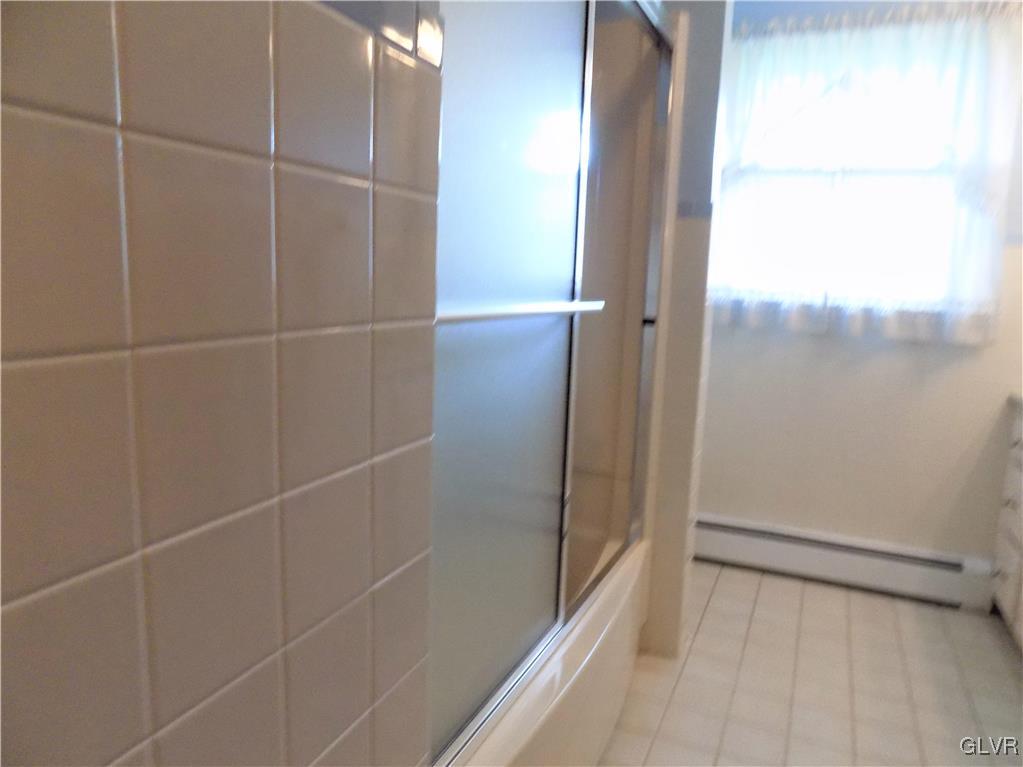 352 Barrett Road Emmaus, PA 18049 - Photo 11 of 25 Gallery Image 11