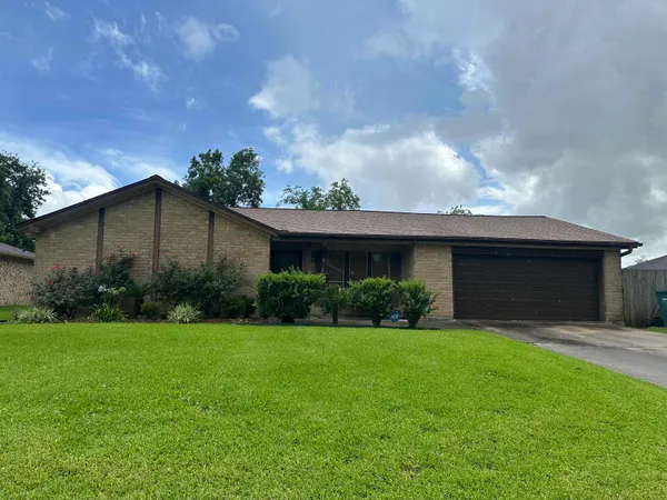 $185,000 | 5845 Meadowview Road, Beaumont, TX 77708