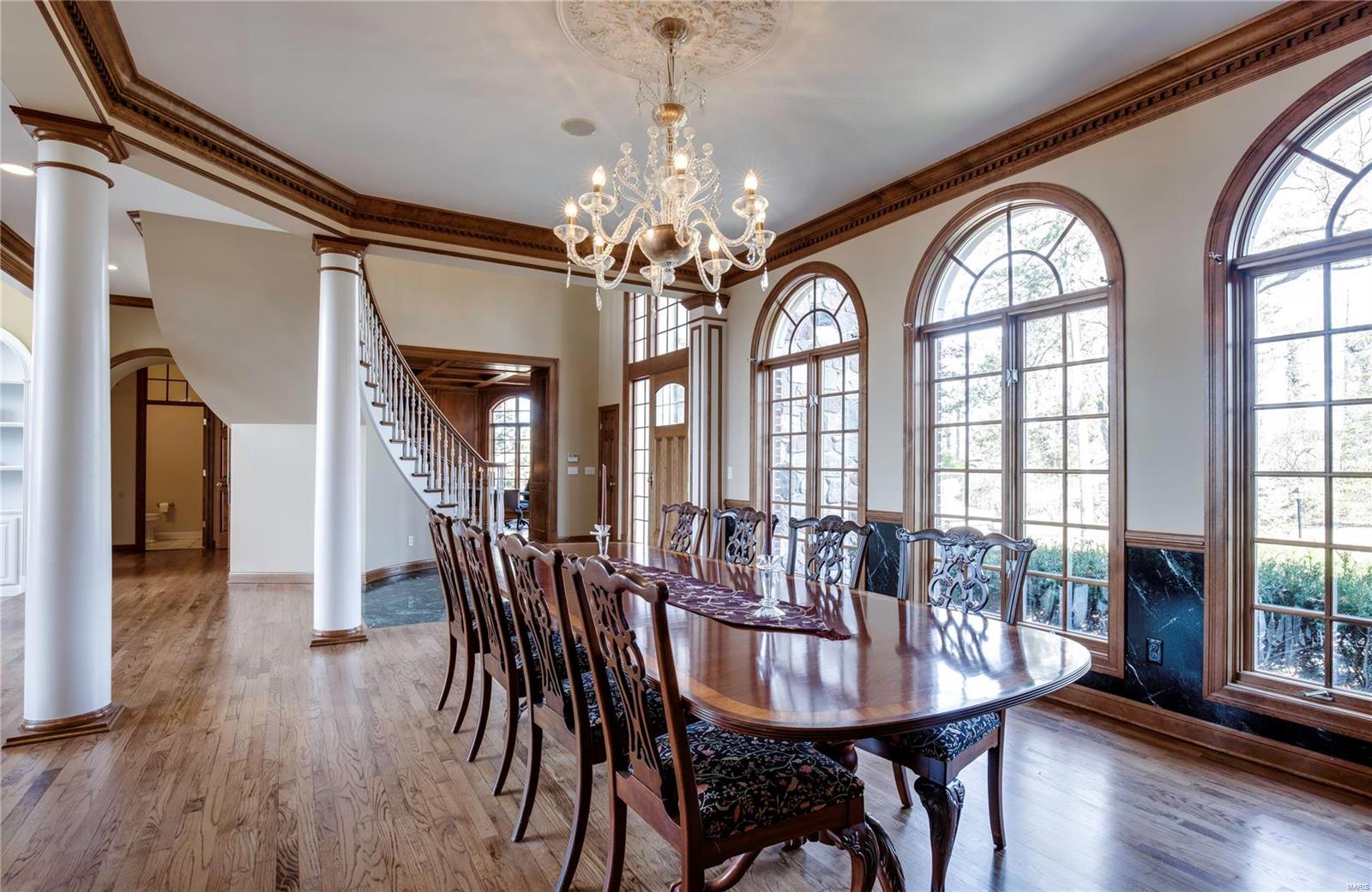 10842 Kennerly Road St. Louis, MO 63128 - Photo 4 of 32 Gallery Image 4