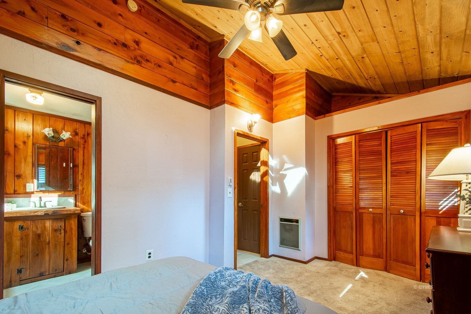 53545 Tollgate Road Idyllwild, CA 92549 - Photo 12 of 30 a view of balcony