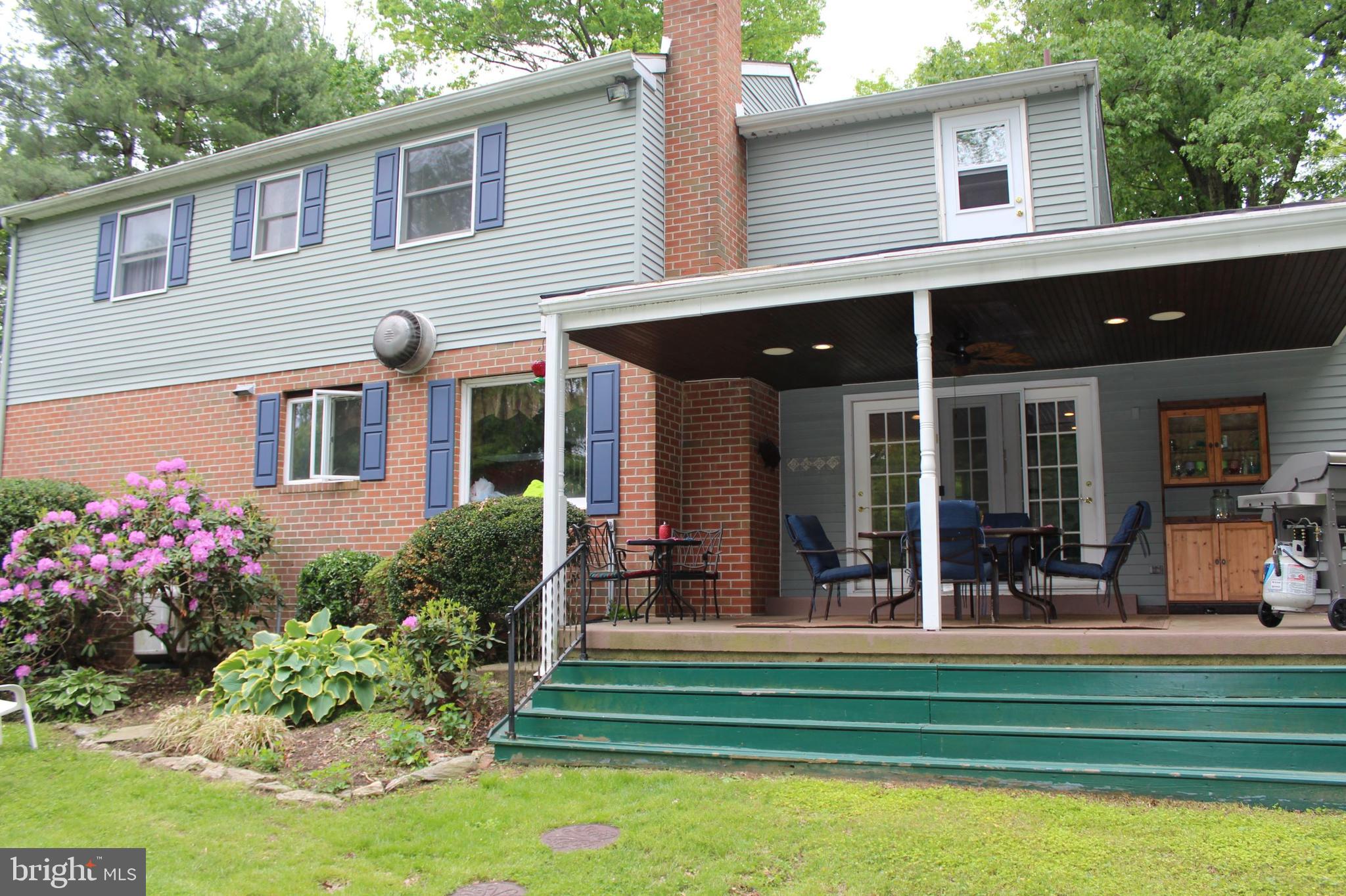 1379 Old Ford Road Huntingdon Valley, PA 19006 - Photo 2 of 38