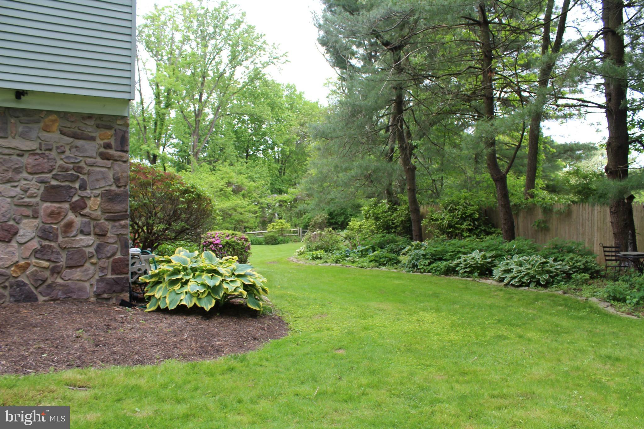 1379 Old Ford Road Huntingdon Valley, PA 19006 - Photo 33 of 38