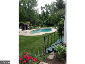 1379 Old Ford Road Huntingdon Valley, PA 19006 - Photo 5 of 38