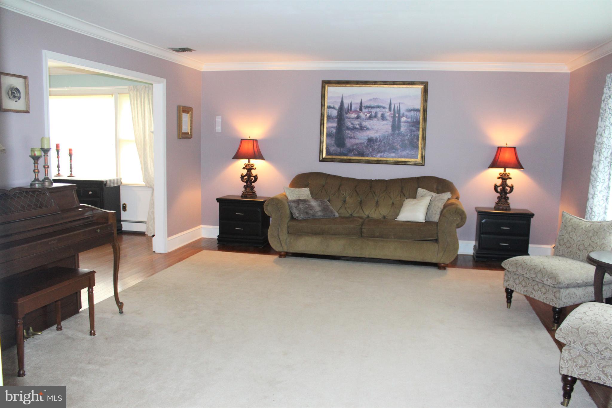 1379 Old Ford Road Huntingdon Valley, PA 19006 - Photo 10 of 38
