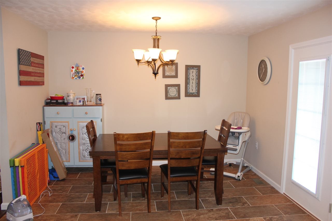 137 Ridgetop Drive Russellville, KY 42276 - Photo 4 of 13 Gallery Image 4