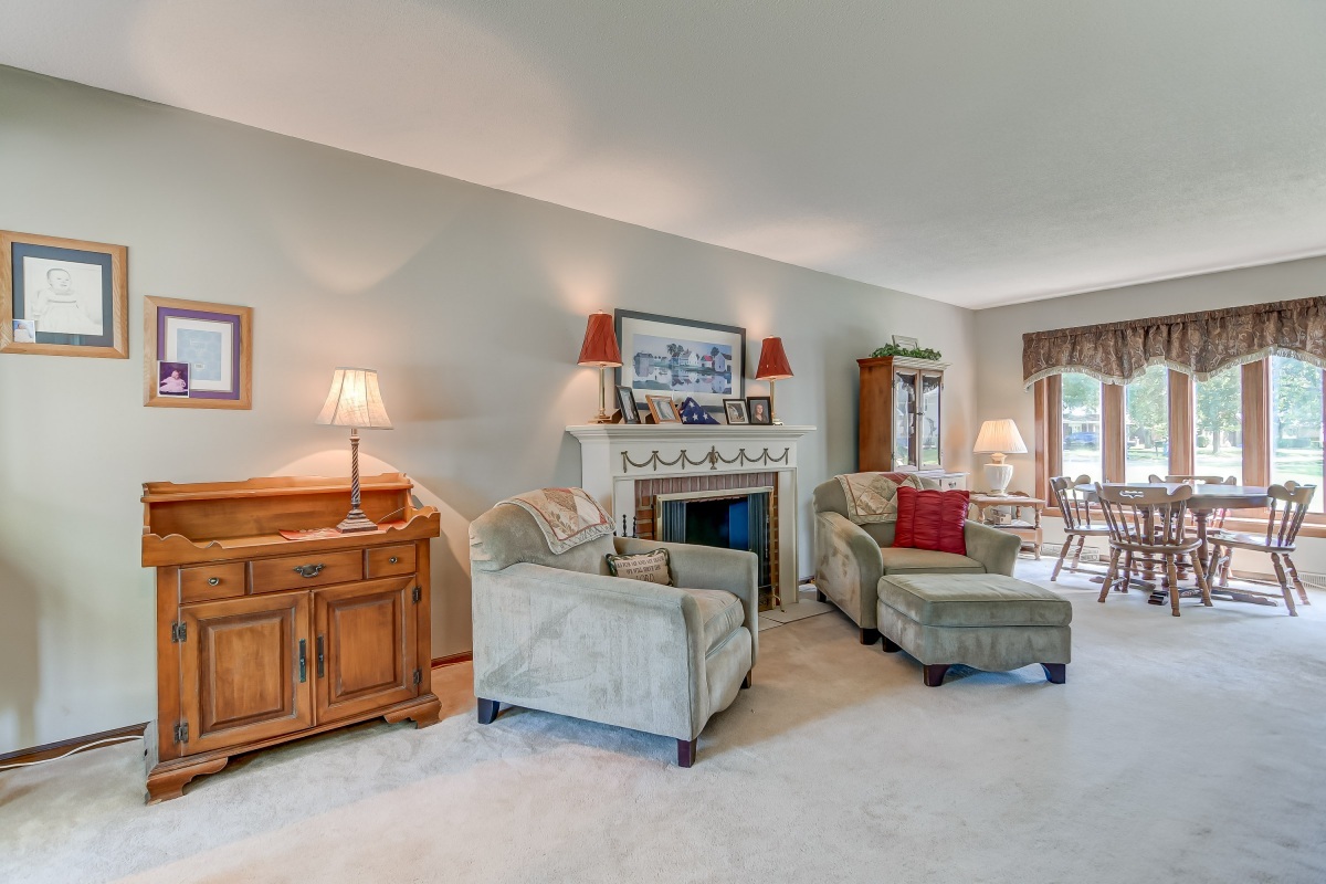 2 Red Fox Court Springfield, IL 62712 - Photo 5 of 40