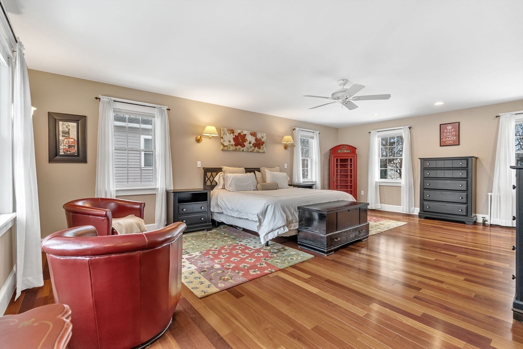 24 Mellen Street Needham, MA 02494 - Photo 13 of 41