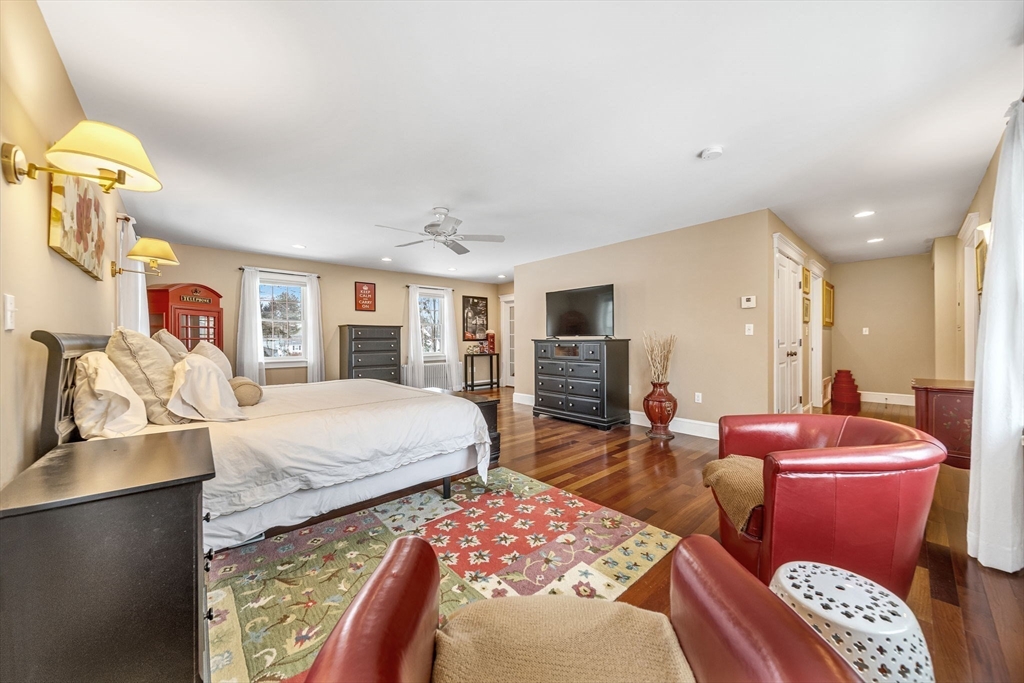 24 Mellen Street Needham, MA 02494 - Photo 14 of 41