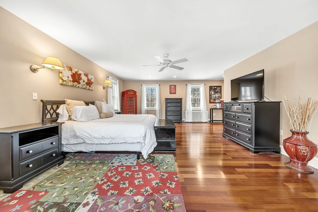 24 Mellen Street Needham, MA 02494 - Photo 16 of 41