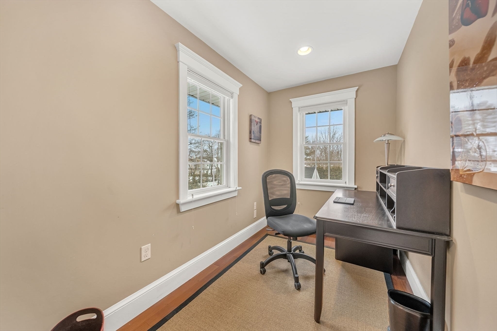 24 Mellen Street Needham, MA 02494 - Photo 19 of 41