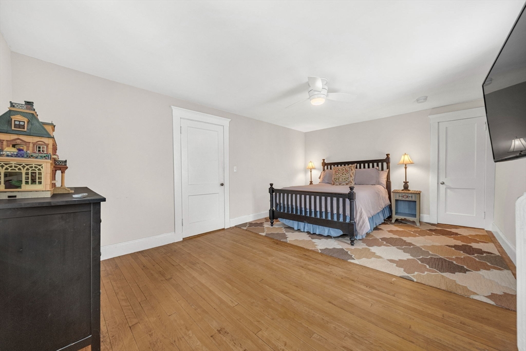 24 Mellen Street Needham, MA 02494 - Photo 29 of 41