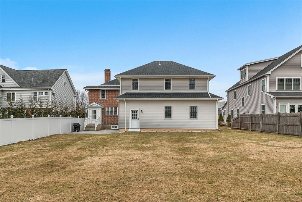 24 Mellen Street Needham, MA 02494 - Photo 36 of 41