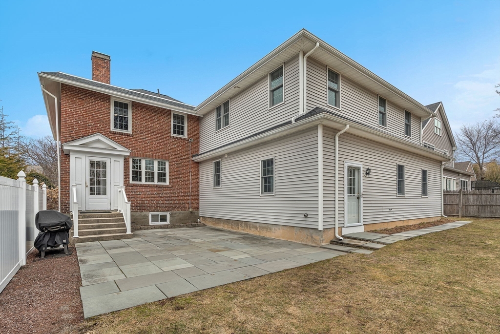 24 Mellen Street Needham, MA 02494 - Photo 37 of 41