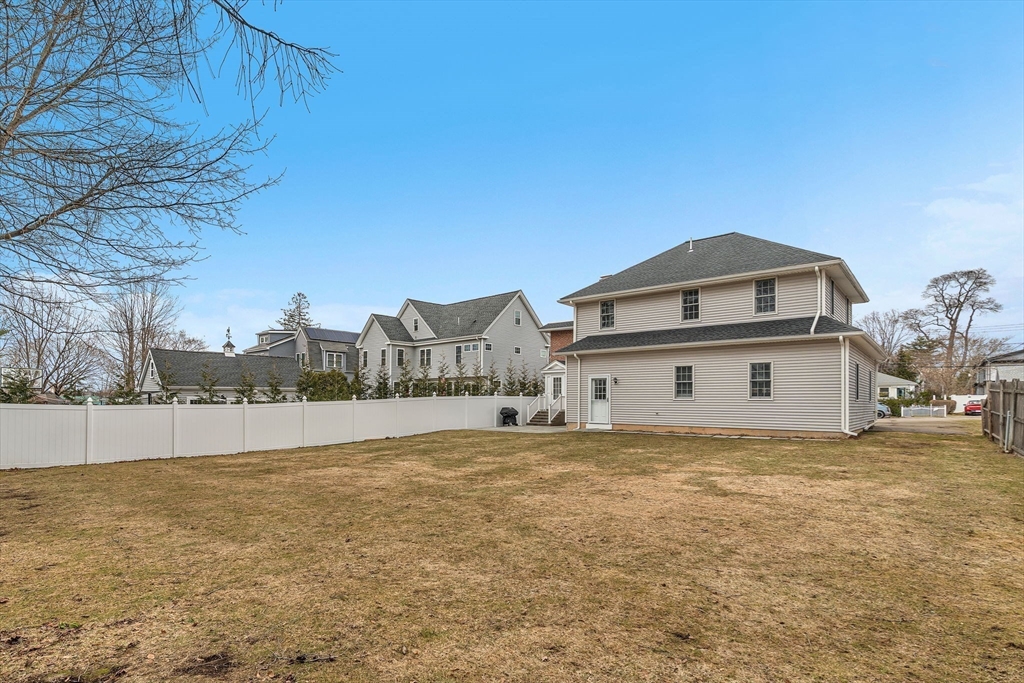 24 Mellen Street Needham, MA 02494 - Photo 38 of 41