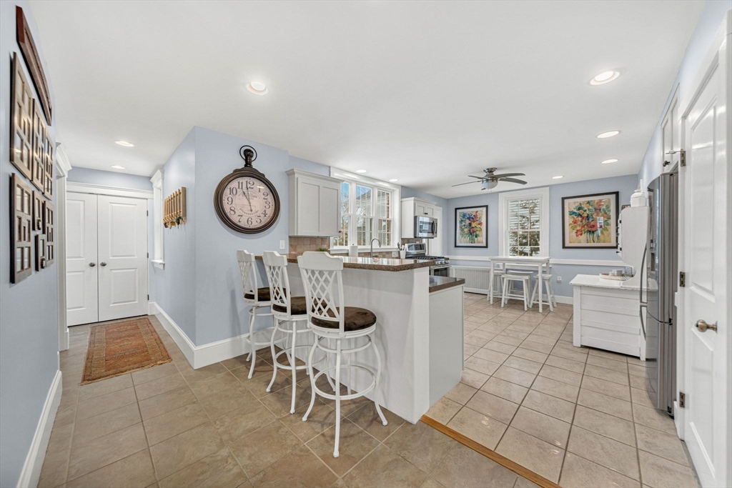 24 Mellen Street Needham, MA 02494 - Photo 7 of 41