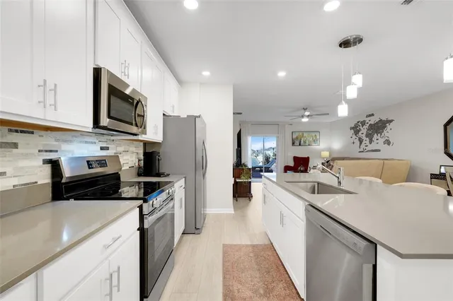 $499,900 | 3085 Armstrong Avenue, Clermont, FL 34714