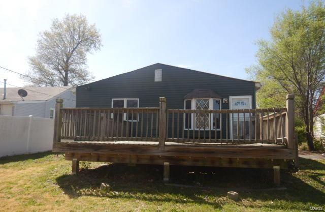 6138 Wulff Drive St. Louis, MO 63134 - Photo 3 of 13