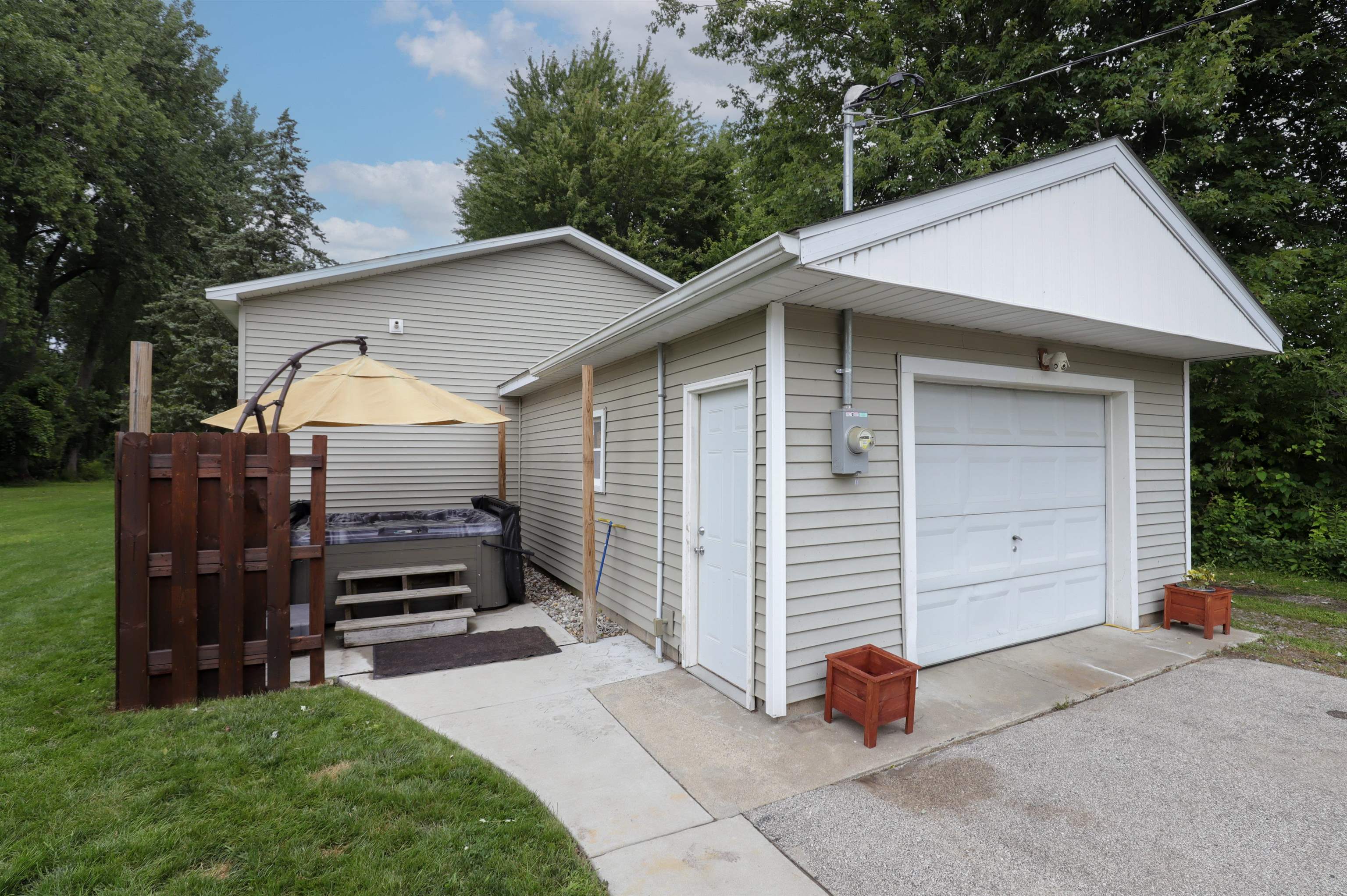 3697 Lauria Road Bay City, MI 48706 - Photo 13 of 47 Gallery Image 13