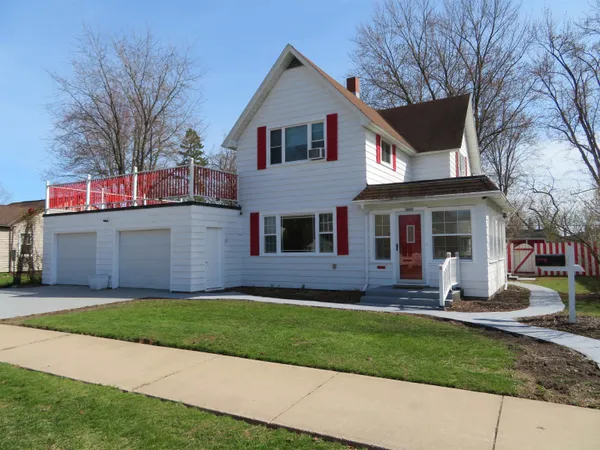 $200,000 | 1605 East 7th Street, Merrill, WI 54452