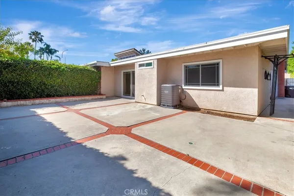 $5,188 | 18722 Paseo Picasso, Irvine, CA 92603