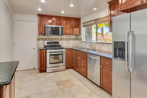 $5,188 | 18722 Paseo Picasso, Irvine, CA 92603