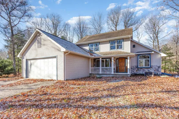 $825,000 | 2074 West Olson Road, Sanford, MI 48657