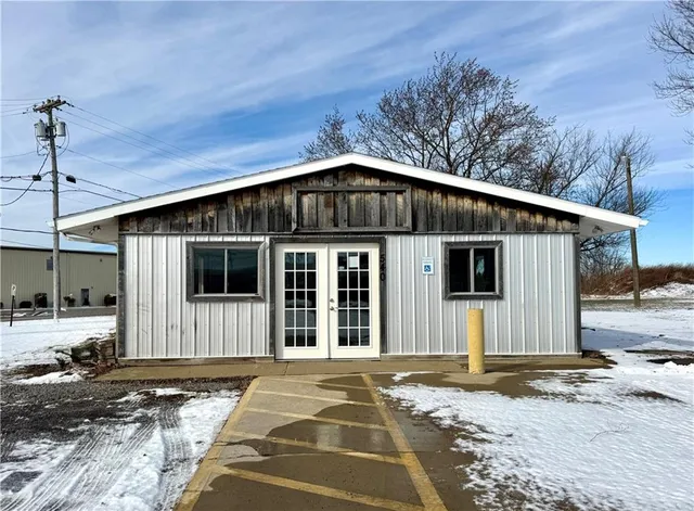 $1,600 | 540 Evans City Road, Butler, PA 16001