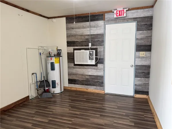 a view of a storage & utility room