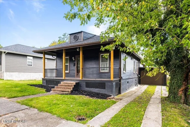 $225,000 | 306 East Walden Street, La Follette, TN 37766