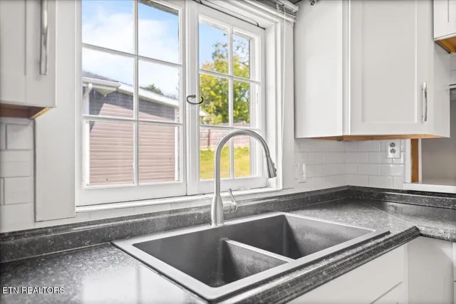 $225,000 | 306 East Walden Street, La Follette, TN 37766