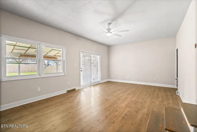 $225,000 | 306 East Walden Street, La Follette, TN 37766