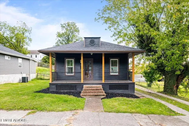 $225,000 | 306 East Walden Street, La Follette, TN 37766