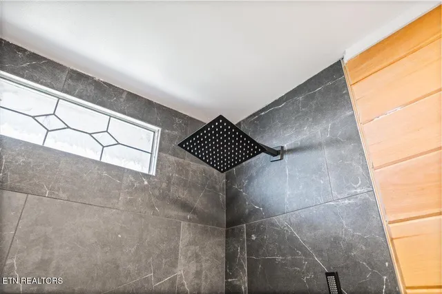 $225,000 | 306 East Walden Street, La Follette, TN 37766