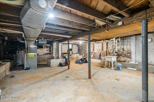 $225,000 | 306 East Walden Street, La Follette, TN 37766