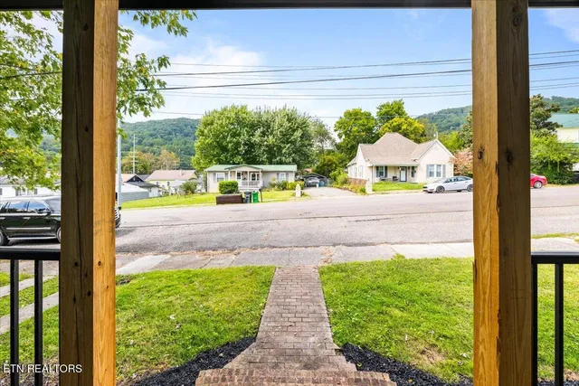 $225,000 | 306 East Walden Street, La Follette, TN 37766