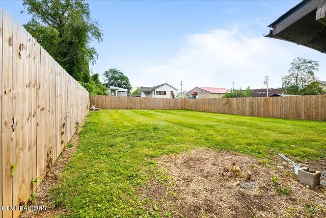 $225,000 | 306 East Walden Street, La Follette, TN 37766