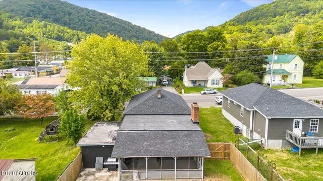 $225,000 | 306 East Walden Street, La Follette, TN 37766