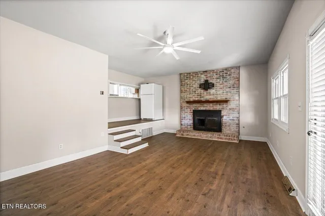 $225,000 | 306 East Walden Street, La Follette, TN 37766