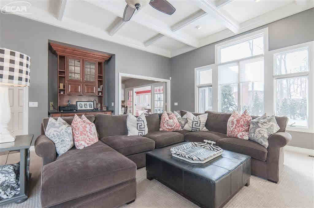 1130 Kings Carriage Road Grand Blanc, MI 48439 - Photo 14 of 92 21404224-13.JPG