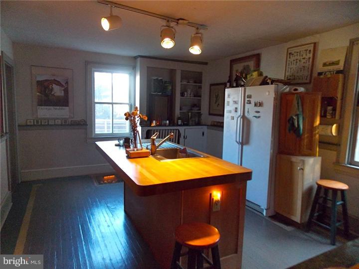 227 Pratts Dam Road Coatesville, PA 19320 - Photo 5 of 25 Gallery Image 5