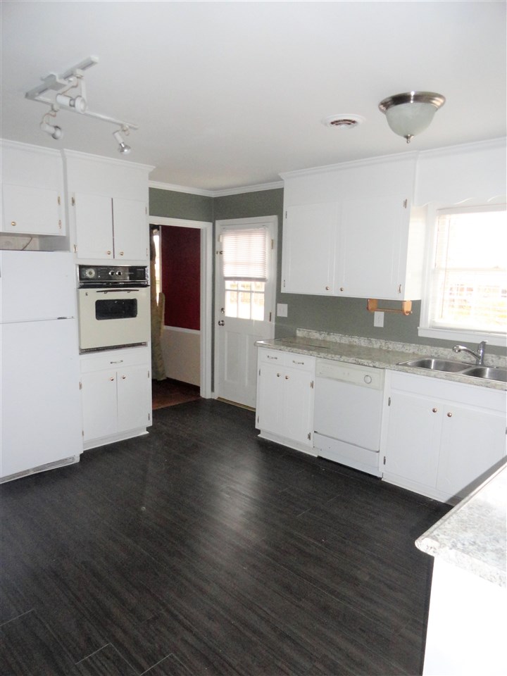 1805 Hudson Road Greer, SC 29650 - Photo 3 of 13 Gallery Image 3