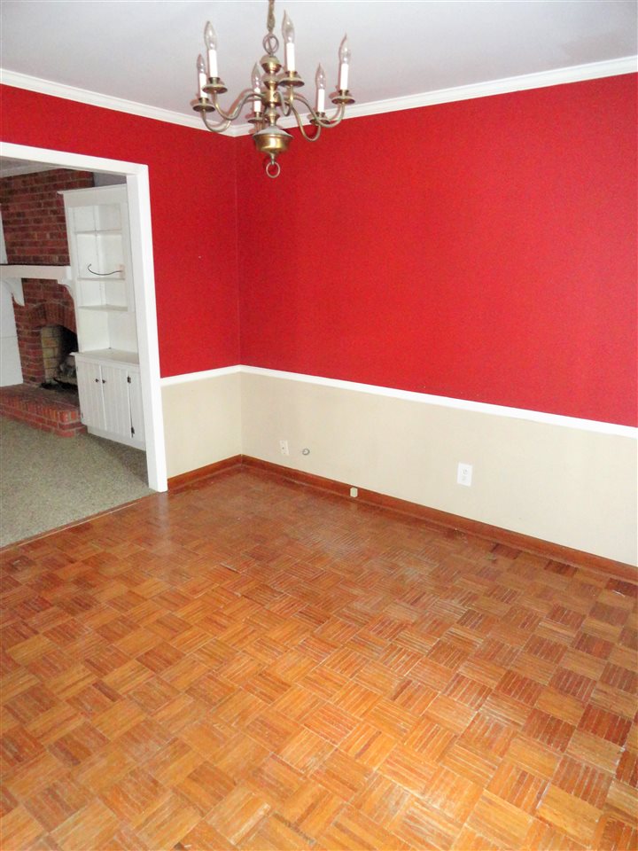 1805 Hudson Road Greer, SC 29650 - Photo 5 of 13 Gallery Image 5