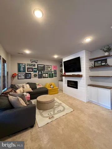 $3,300 | 31 Par Lane, Downingtown, PA 19335