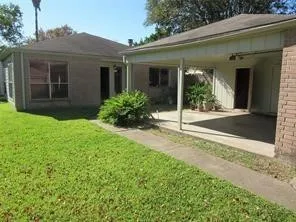 $1,900 | 15807 Los Altos Drive, Houston, TX 77083