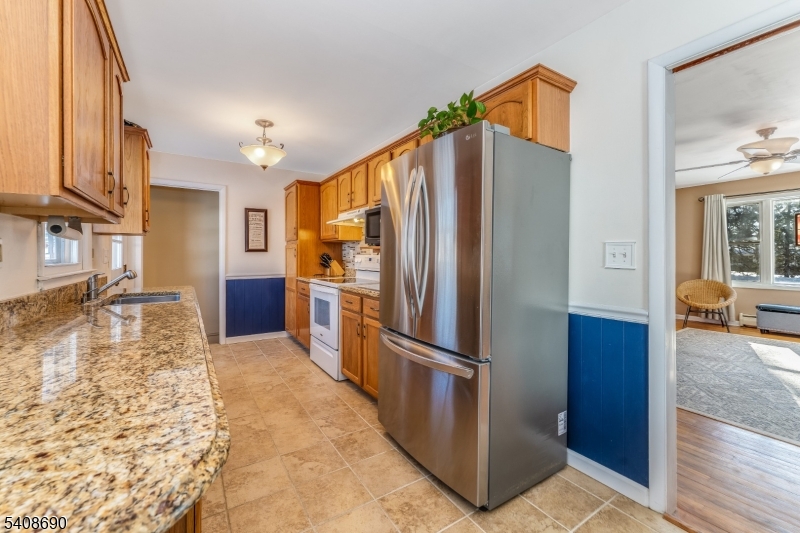 469 West Hill Road Glen Gardner, NJ 08826 - Photo 11 of 26